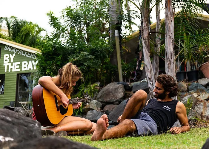 Backpackers By The Bay